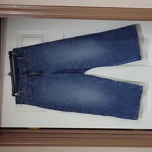 Levi's Wide-Leg Culotte Jeans Size 6
